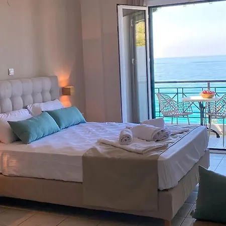 Sunset Premium 6 Áyios Nikítas